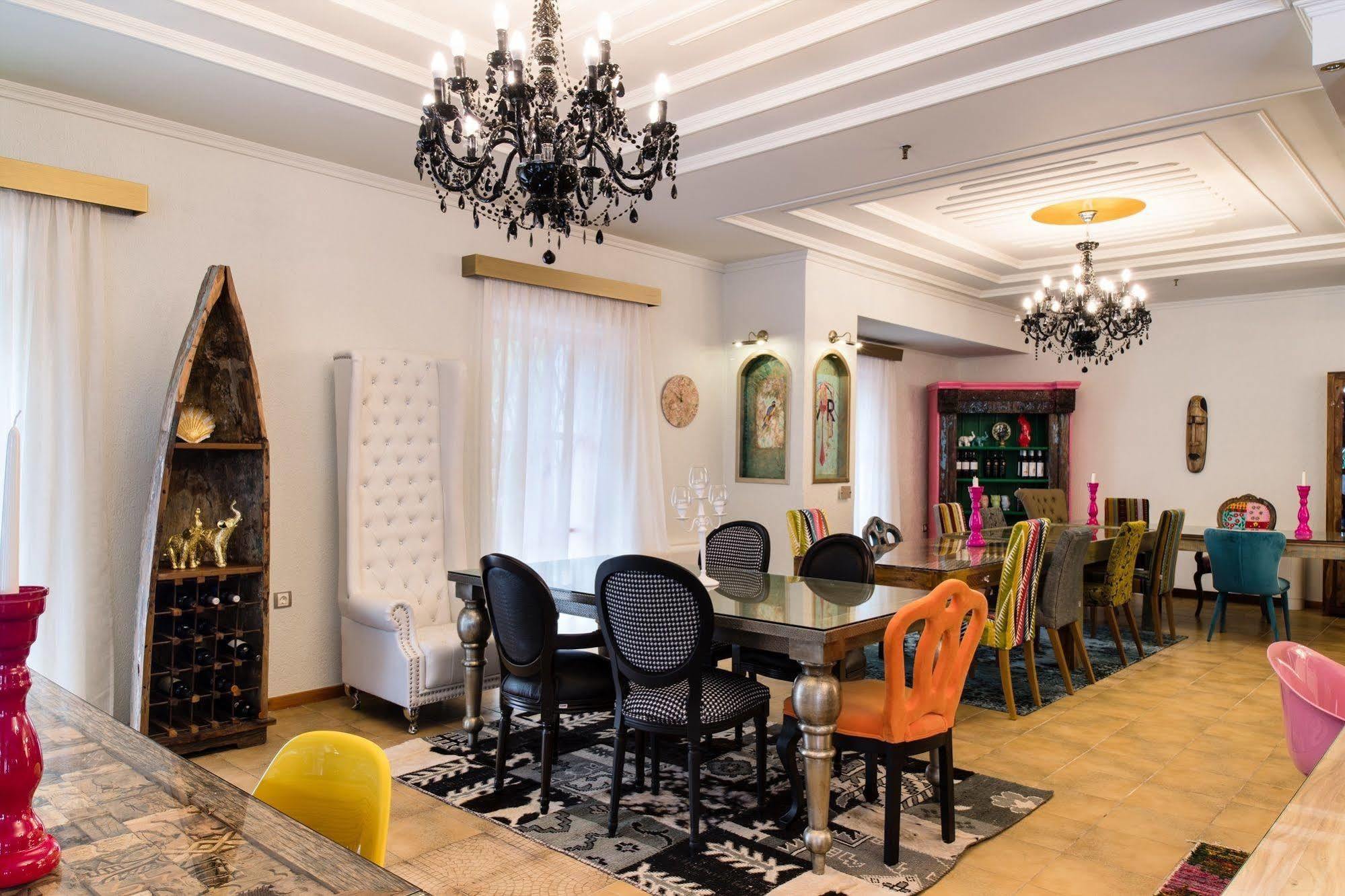 A For Art Hotel Limenas  Exterior photo