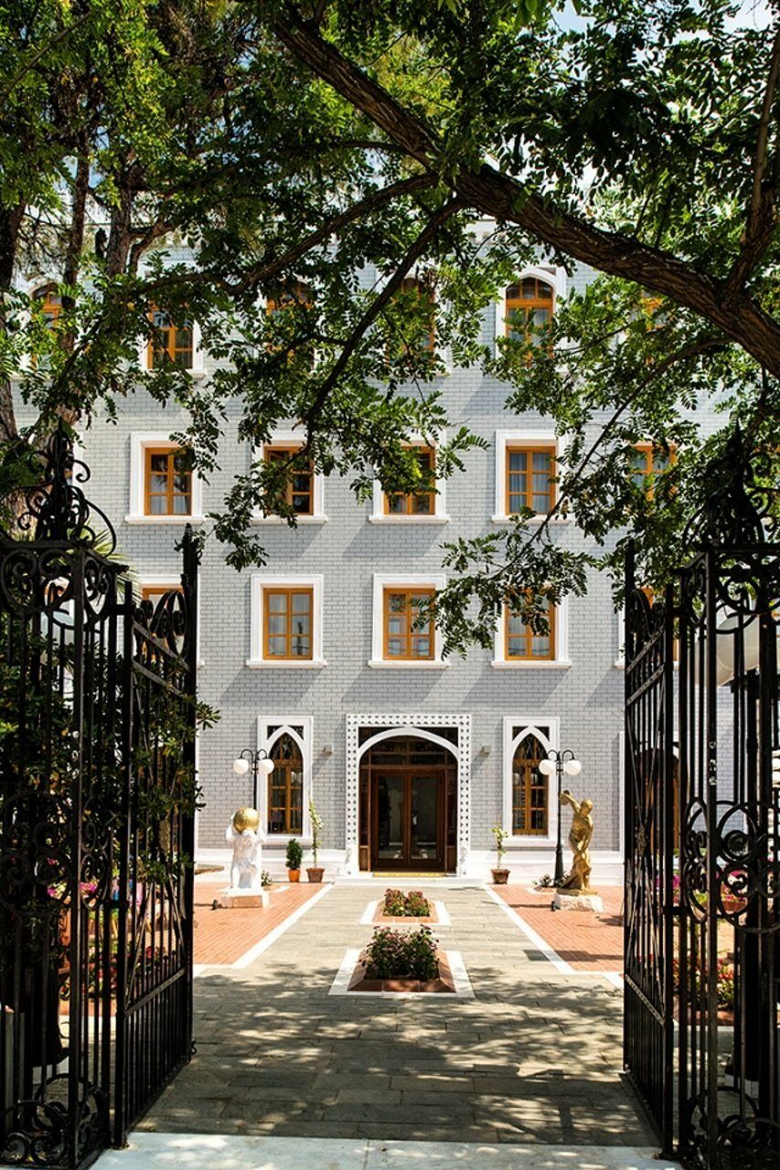 A For Art Hotel Limenas  Exterior photo
